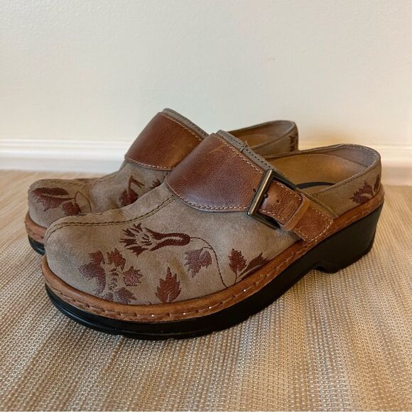 KLOGS woman’s Size 7.5 Clog Leather Upper Embroidered Brown with Buckle “Austin” - Picture 10 of 16